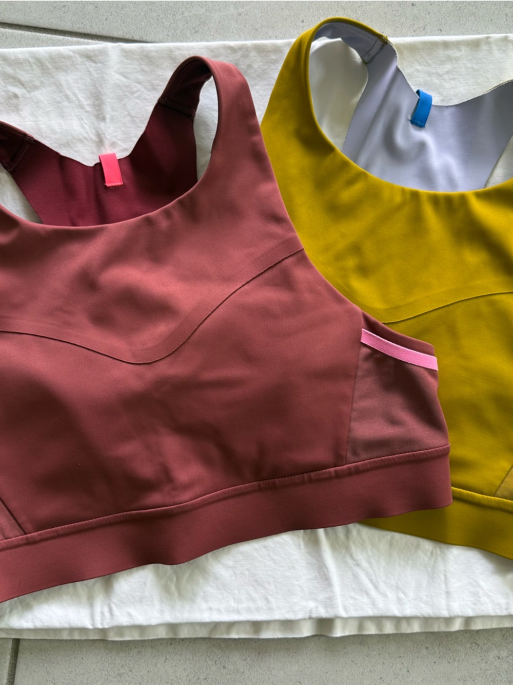 Brooks Drive 3 Pocket Sports Bra 34B Set of 2